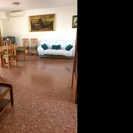 With 4 Bedrooms In Betera, With Pool Access, Enclosed Garden And Wi... *