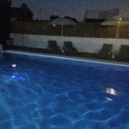 With 4 Bedrooms In Betera, With Pool Access, Enclosed Garden And Wi...