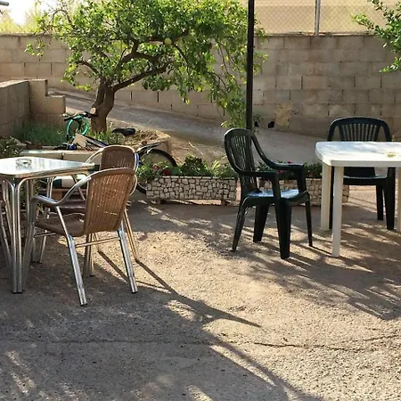 With 4 Bedrooms In Betera, With Pool Access, Enclosed Garden And Wi...